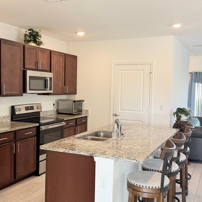 Foto del edificio - 5154 Armina Pl