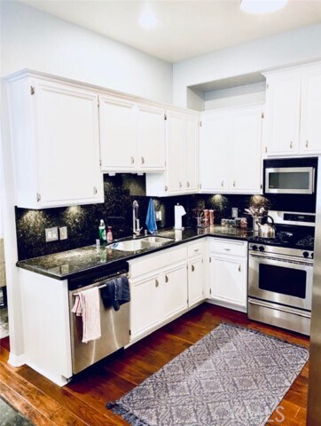 Foto del edificio - 5242 Vesper Ave