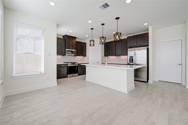 Foto del edificio - 7630 Meadow Mouse Ln