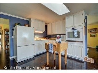 Foto del edificio - 2 br, 1.5 bath House - 1951 West Beach Rd.