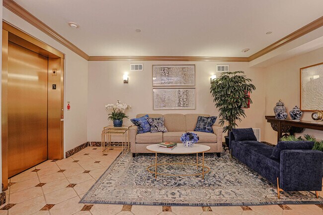 Foto del edificio - 1739 Tudor Ln