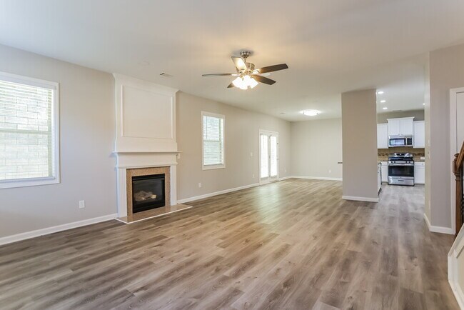 Building Photo - 370 Brannigan Ct