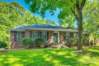 Building Photo - 11806 Shandon Cir