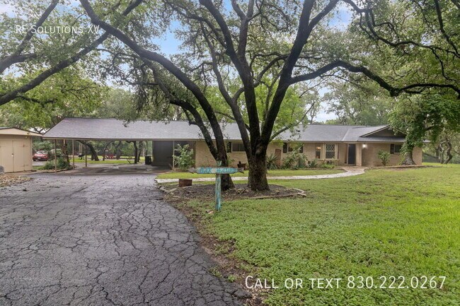 Foto del edificio - 28160 Windwood Dr E