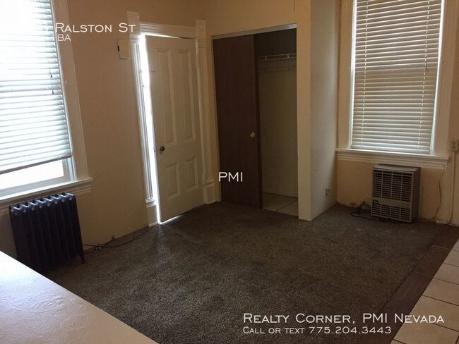 Building Photo - Charming Studio Apartment For Rent