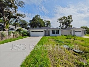 Building Photo - 133 Sago Ave