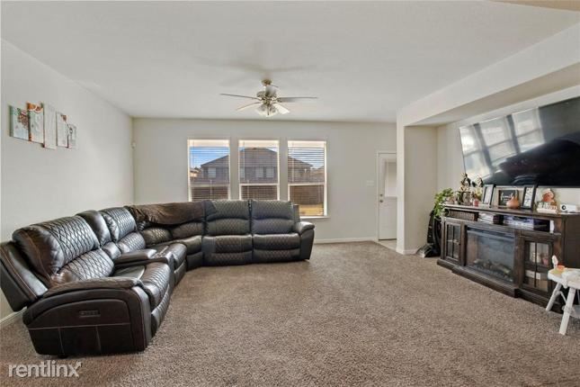 Foto del edificio - 4 br, 2 bath House - 2520 Lavender Lane