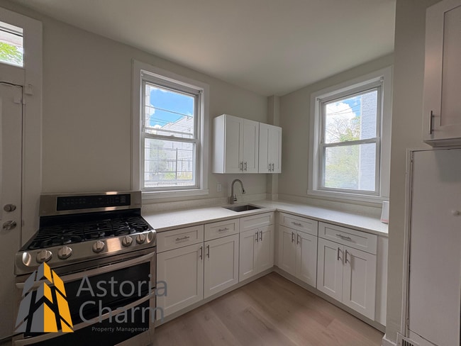 Stylishly Renovated 3 Bedroom Home - Stylishly Renovated 3 Bedroom Home
