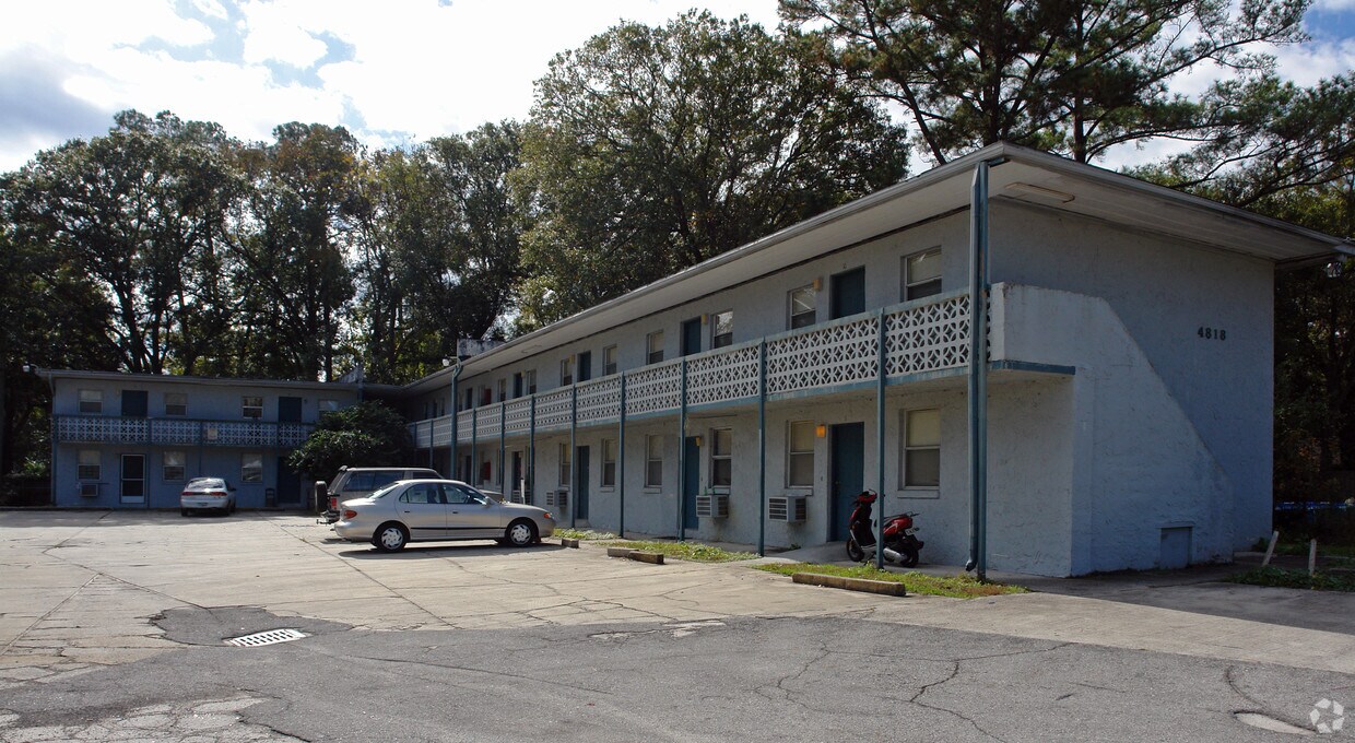 Foto del edificio - Murray Hill Gardens (Alpha Ave)