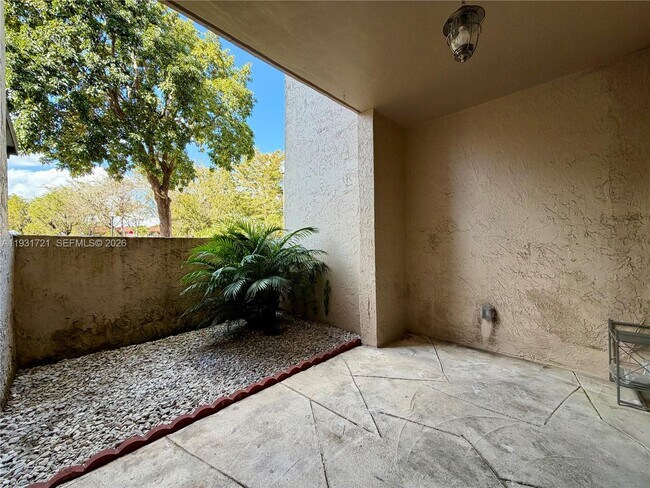 Foto del edificio - 10651 SW 108th Ave