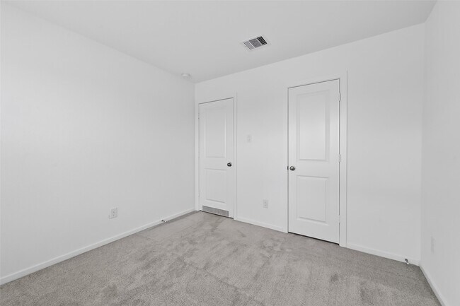 Foto del edificio - 3302 Hereford Dr