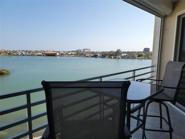 Foto del edificio - 7912 Sailboat Key Blvd S
