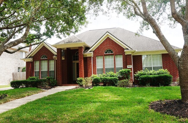 Foto del edificio - 6227 Clear Canyon Dr