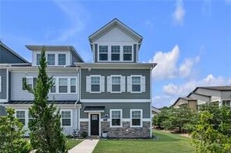 Building Photo - 1701 Pasture Pl
