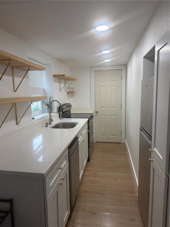 Foto del edificio - 2417 W Gray St