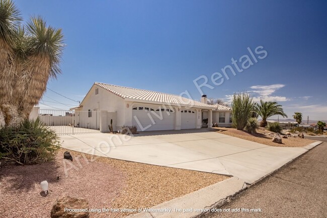 Building Photo - FURNISHED POOL HOME WITH VIEW