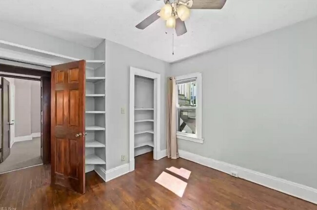 Building Photo - 1264 Clifton Prado