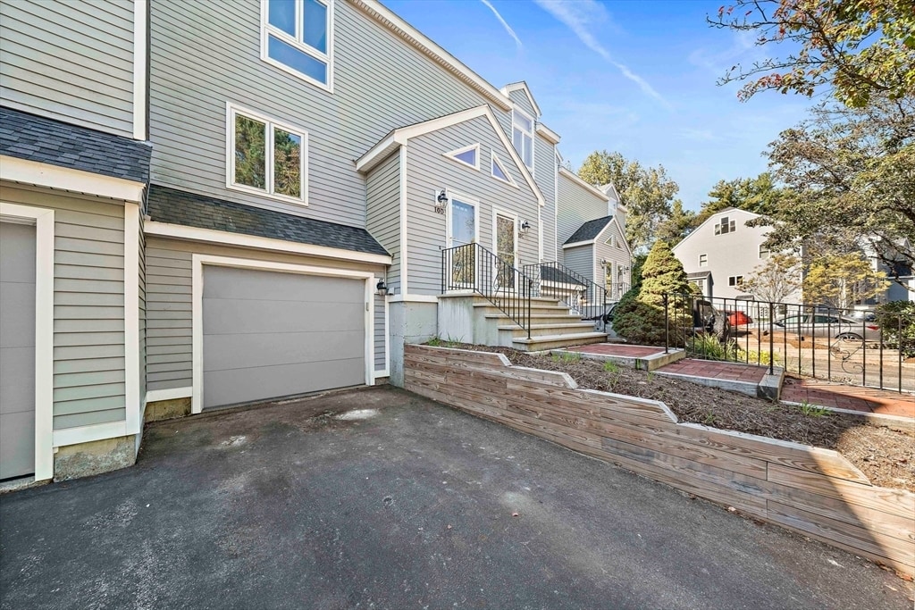 Foto principal - 849 Boston Post Rd E