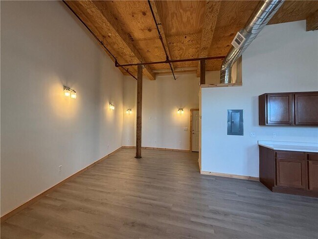 Foto del edificio - 327 Pine St