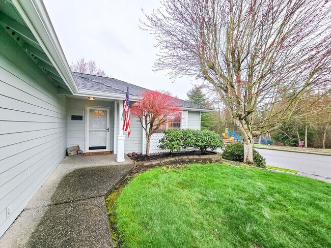 Building Photo - Gleneagle Rambler