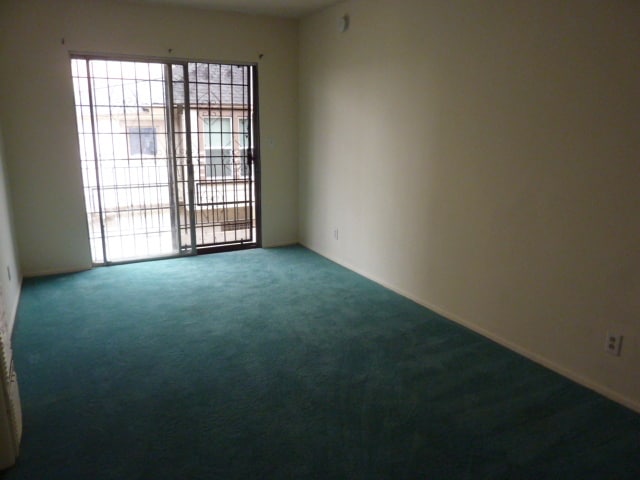From back to front view - 926 S Lake St