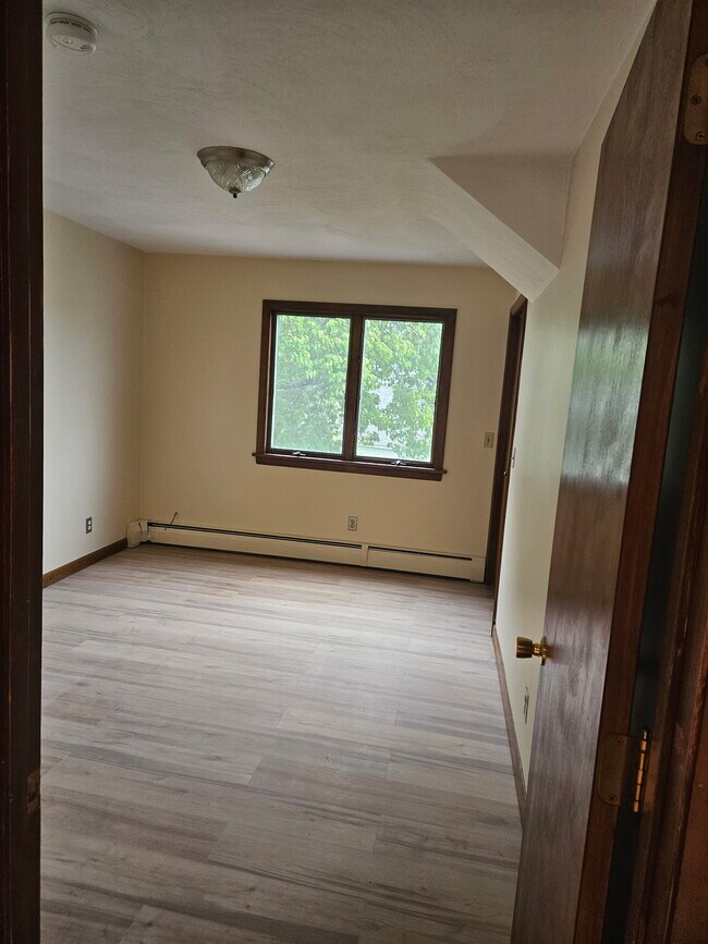 dormitorio - 54 Pleasant St