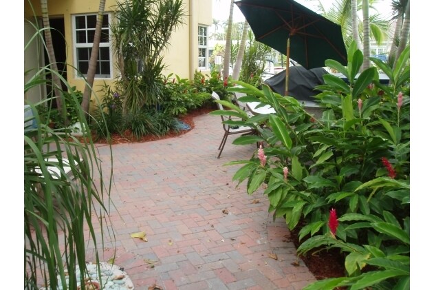 Building Photo - 86 Isle of Venice Dr