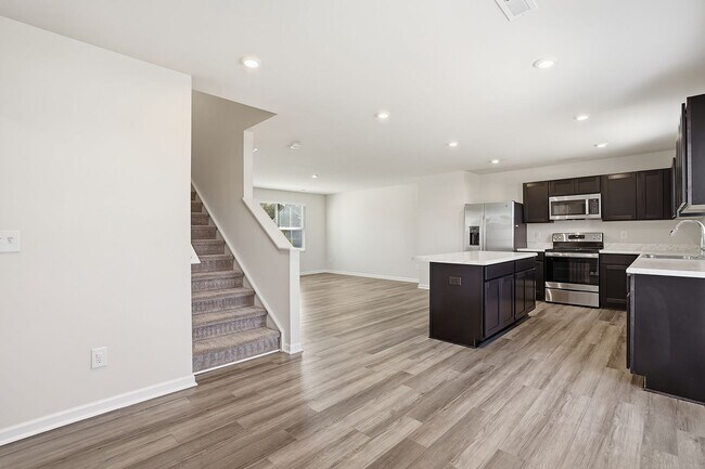 Building Photo - BEAUTIFUL AND READY FOR YOU- SINGLE-FAMILY...