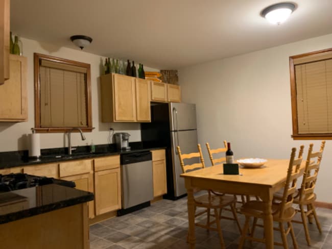 Building Photo - Uptown Duplex for Rent – Heart of The Wedg...