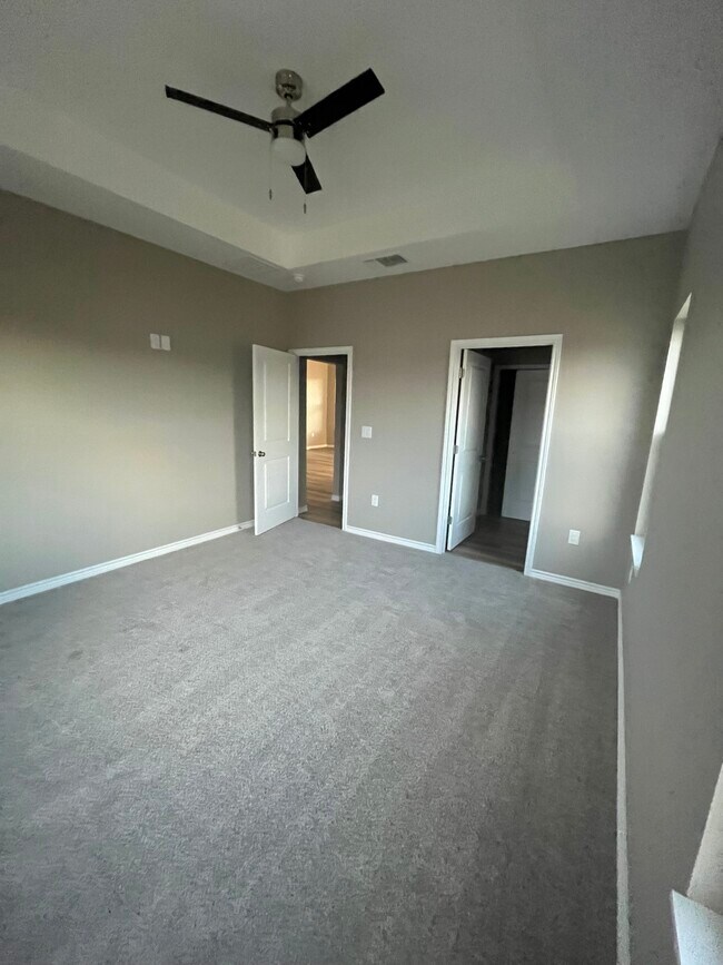 Foto del edificio - 223 Marianne Cir