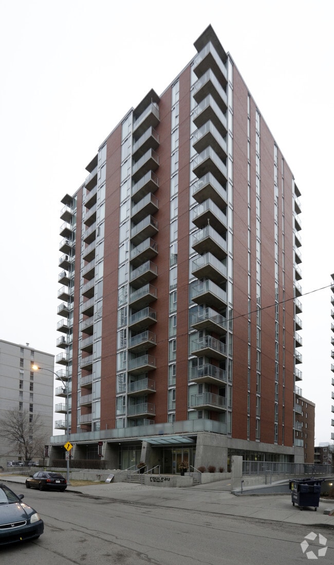 Building Photo - Rouleau