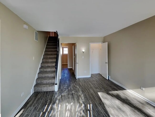 Building Photo - 1813 N 38th Ave