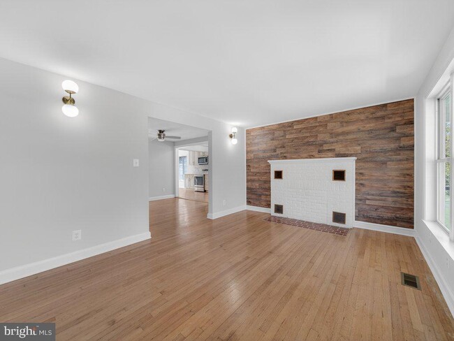 Foto del edificio - 9325 Brentsville Rd