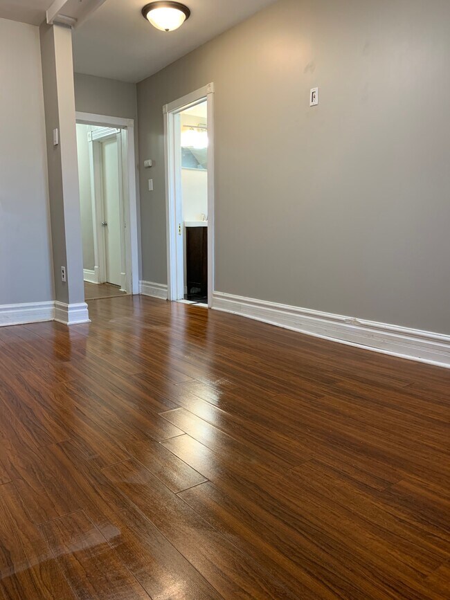 Foto del edificio - 2549 11th Ave S