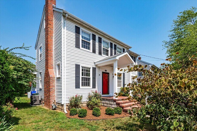 Foto del edificio - 118 Spa View Ave