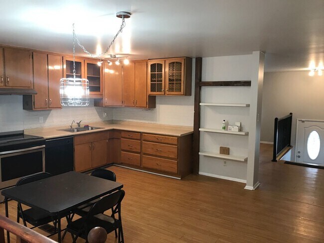 Foto del edificio - 3125 Beeler Ave