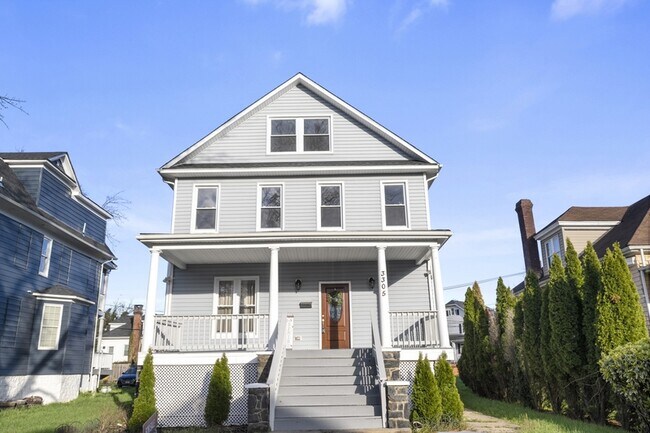 Foto del edificio - 3305 Oakfield Ave