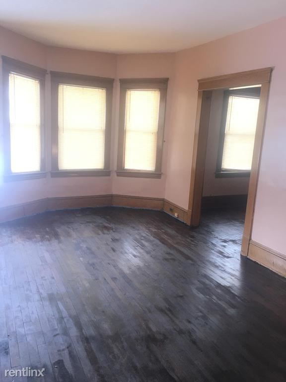 4075 E 57th St Unit 2, Cleveland, OH 44105 Condo for Rent in