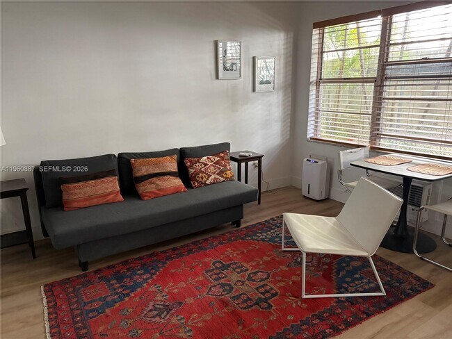 Building Photo - 1325 Meridian Ave