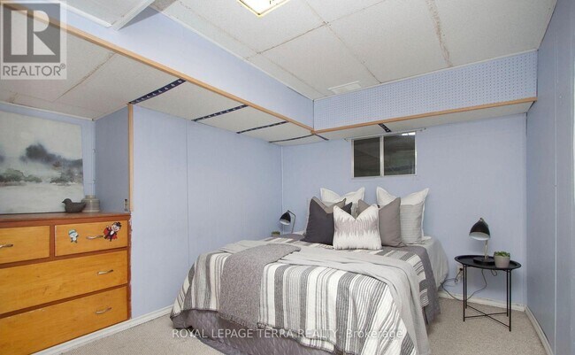 Photo du bâtiment - 779 Whitman Crescent