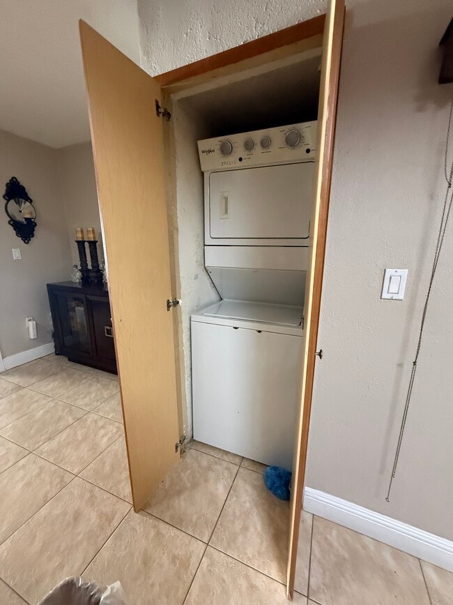 Foto del edificio - 10971 SW 5th St