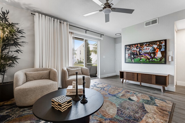 Building Photo - Coral Palms Apartments