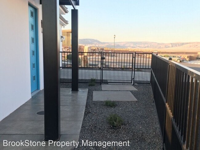 Foto del edificio - 1 br, 1 bath House - 3665 E Desert Pointe Ct