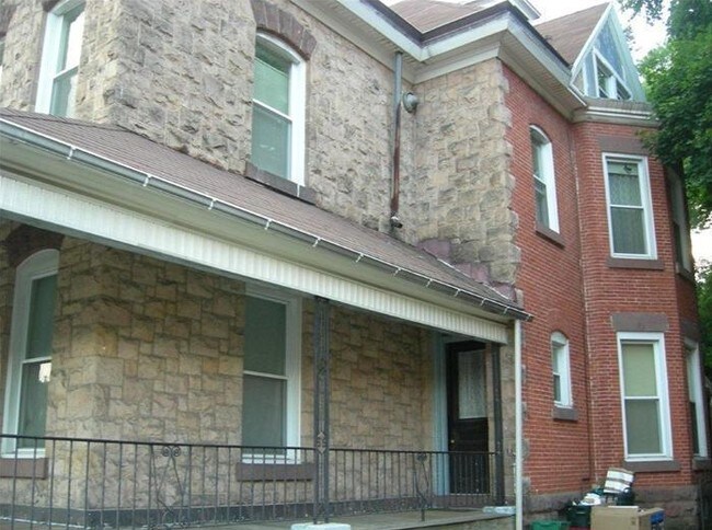 Foto del edificio - 1525 Perkiomen Ave