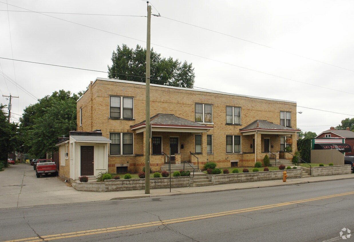 Primary Photo - 219-225 W 5th Ave