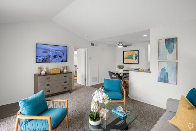 1HAB, 1BA - 616 ft² - South Pointe