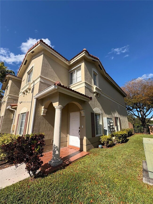 Foto del edificio - 8361 NW 107 Ct