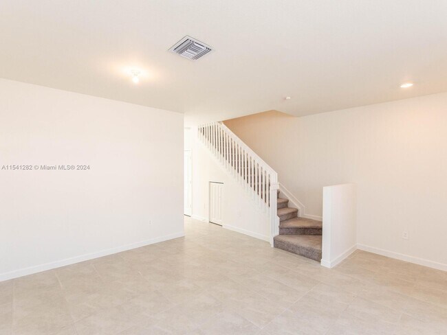 Foto del edificio - 11820 SW 247th Ter