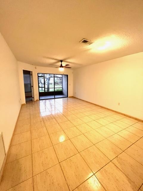 Foto del edificio - 2918 S Semoran Blvd