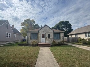 Building Photo - 7706 27th Ave